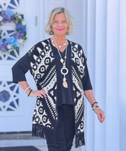 Women's Medallion Crochet Fringe Sleeveless Cardigan