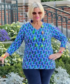 Lulu B Seaport Geo V-Neck Top